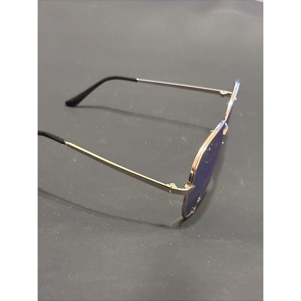 Unbranded Gold Tone Aviator Sunglasses Green Lenses 100% UV Protection